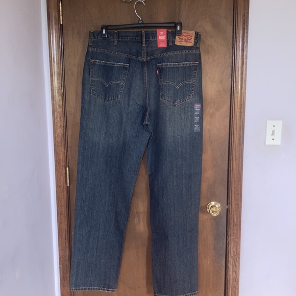 Relisted Levi’s 550 relaxed slight distressed jean tapered leg 40 X 36 big&tall - Picture 16 of 17